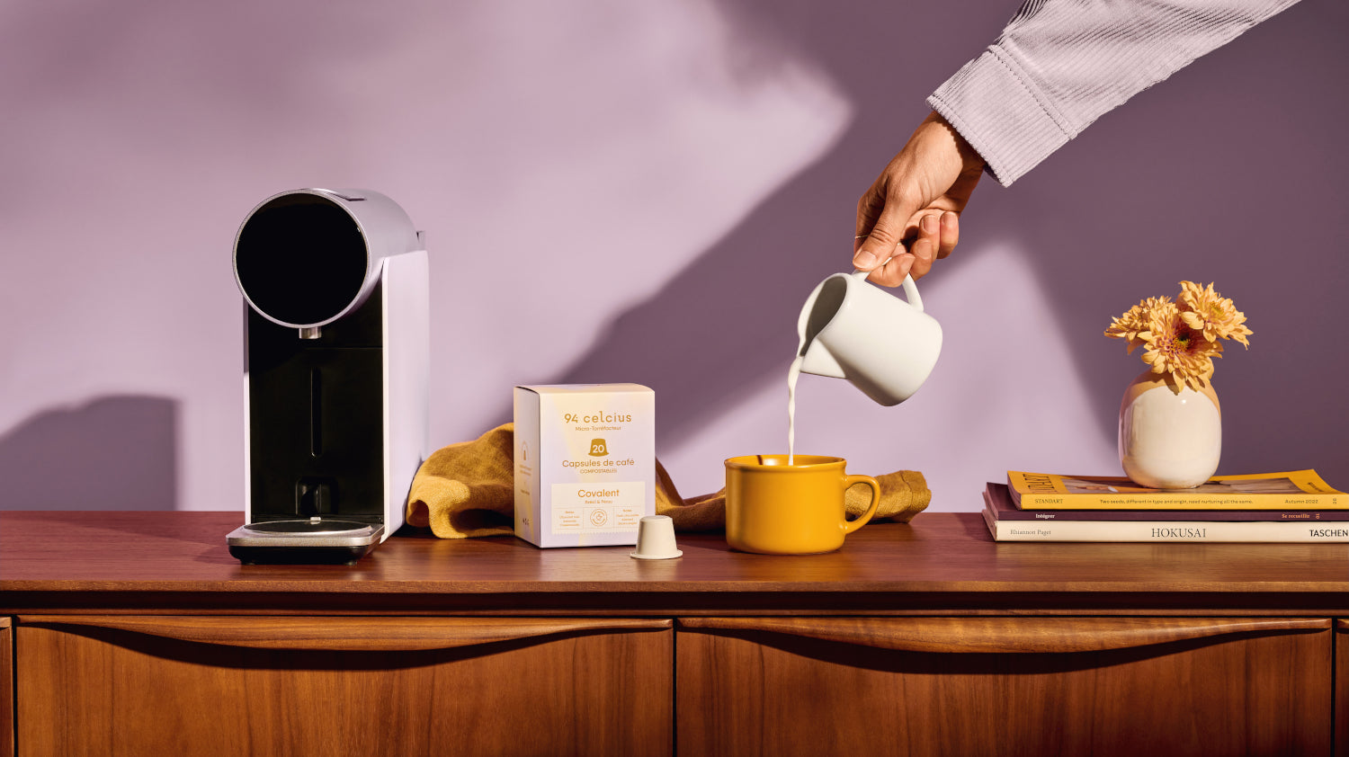 Lait ajouté à un café qui a été fait par une capsule de café