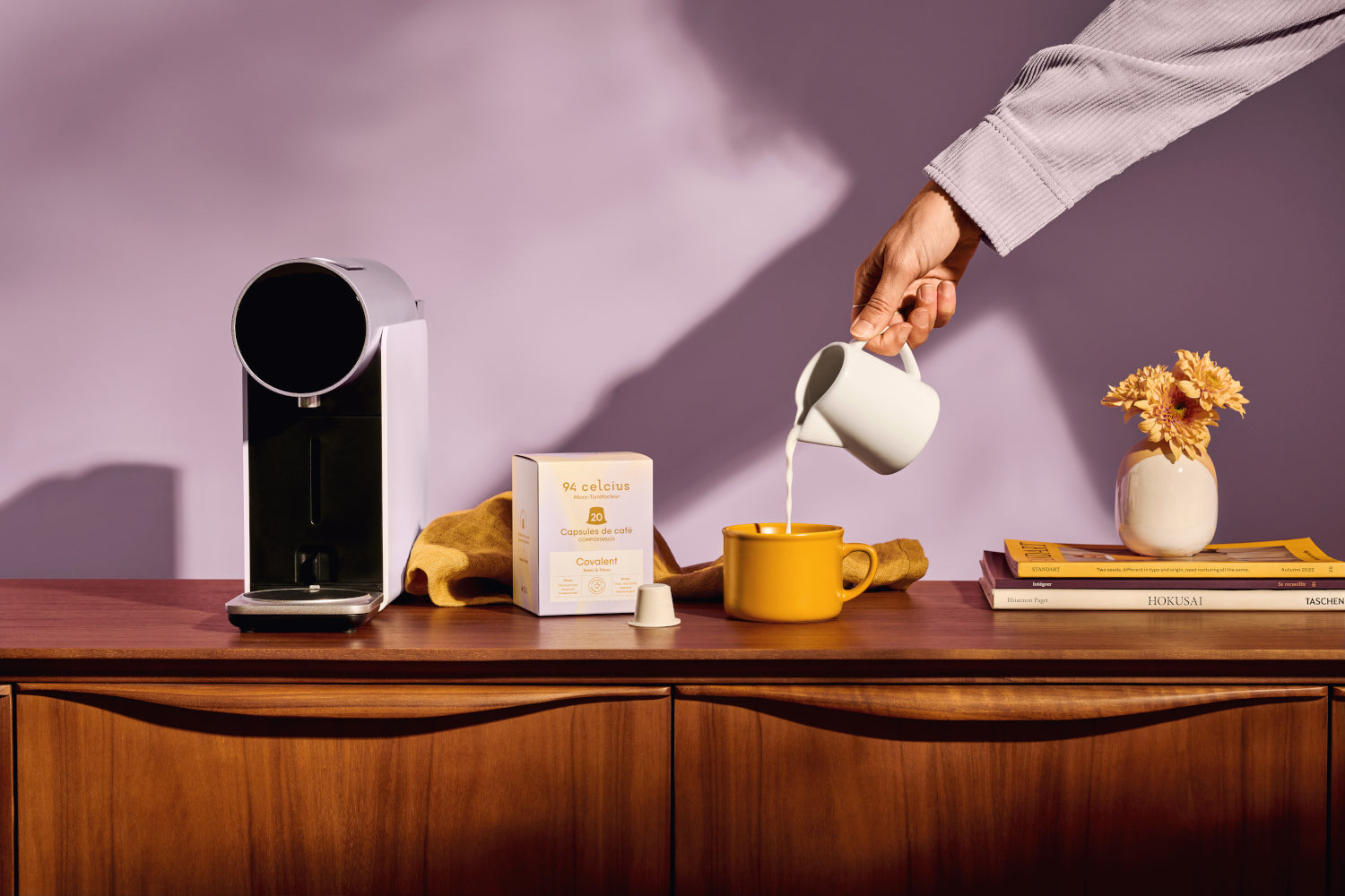 Lait ajouté à un café qui a été fait par une capsule de café