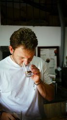 Sebastian Ramirez producteur de café de la Colombie qui sent du café